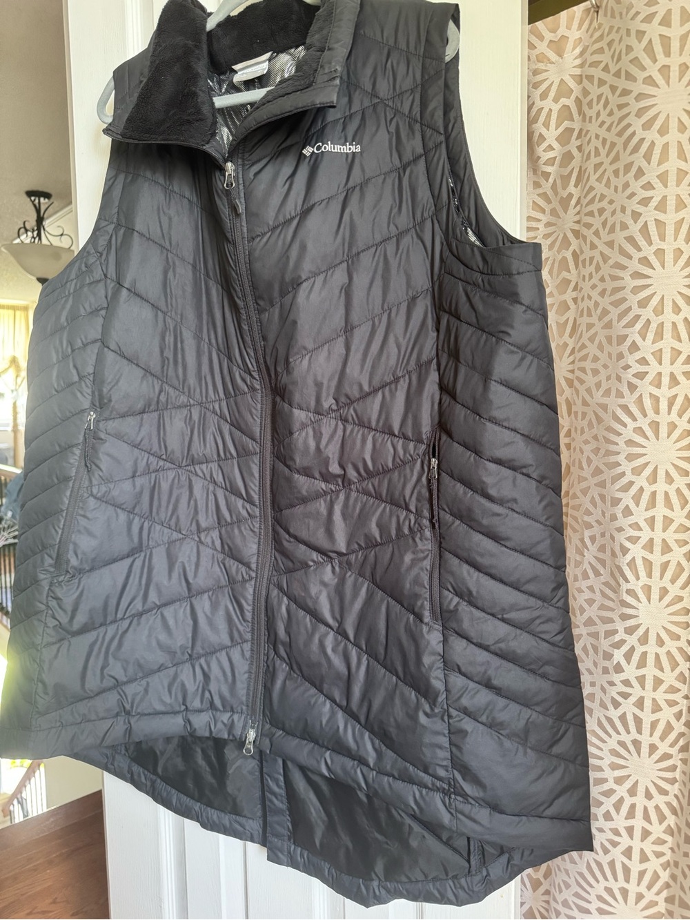 Columbia Heavenly II Black Quilted Long Vest - Women’s Plus - Picture 4 of 11